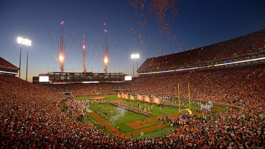 Steelers' 2026 Quarterback Search Off To Difficult Start After Inconsistencies In Death Valley (Steelers News)