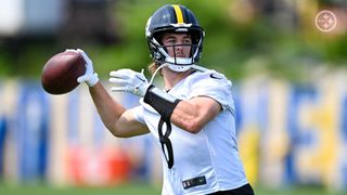 Steelers' Insider Claims Kenny Pickett Has "A Lot To Prove" In 2023 To Justify Suddenly Full Pittsburgh Bandwagon  (Kenny Pickett News). Photo by Steelers.com