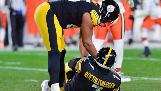 Pittsburgh Steelers Dan Moore Jr and Ben Roethlisberger Pittsburgh Steelers Dan Moore Jr and Ben Roethlisberger