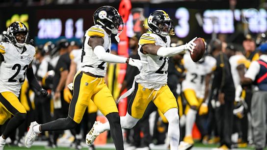 Steelers' Safety DeShon Elliott making a big play in his first game with Pittsburgh. Steelers' Safety DeShon Elliott making a big play in his first game with Pittsburgh.