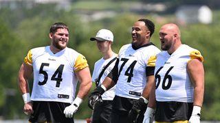 Steelers' Offense Receives Exciting Chance To Trade For Future Hall Of Famer (Steelers News). Photo by Sebastian Foltz / Post-Gazette