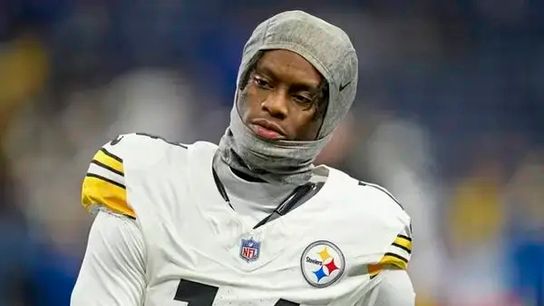 Steelers' Mike Tomlin Isn't Concerned About George Pickens' Frustrations After Their Christmas Day Beat Down (Steelers News)