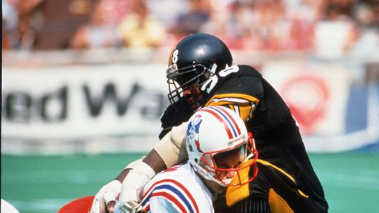 Former Steeler Gerald Williams Sacking The Quarterback Former Steeler Gerald Williams