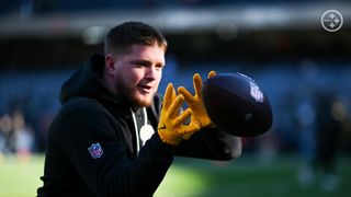 Steelers Rookie Jack Sawyer Had A Revealing Statement About The Defensive Playbook (Steelers News). Photo by Karl Roser / Pittsburgh Steelers