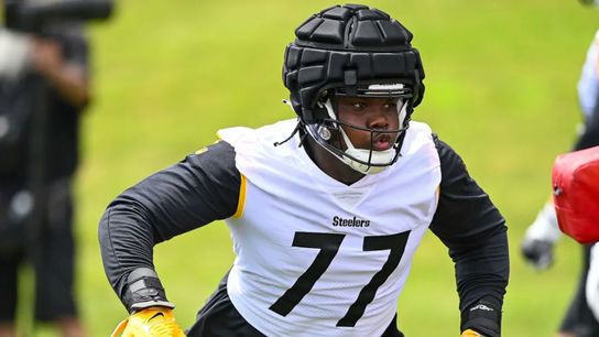 Report: Steelers' Broderick Jones Facing Scary Neck Injury That Has Officially Ended His 2025 Season (Steelers News)