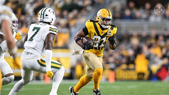 Steelers' Jonnu Smith