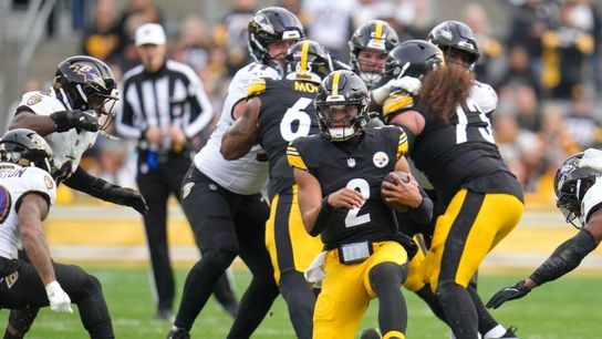 Pittsburgh Steelers' QB Justin Fields during a design run play versus the Baltimore Ravens in Week 11 of 2024.