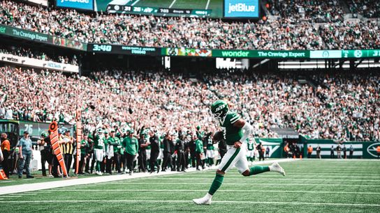 Justin Fields Doesn't Waste Any Time Before Bashing Steelers Following Week 1 Loss (Steelers News)