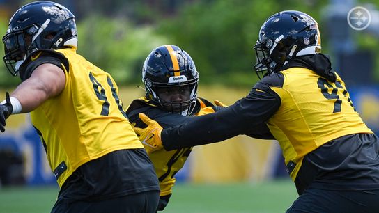 Steelers' Keeanu Benton Sought Big Time Advice From Eagles All-Pro During The 2024 Offseason (Steelers News)