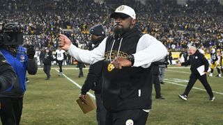 Mike McCarthy Just Broke Steelers Tradition With 2 Moves Mike Tomlin Never Dared (Steelers News). Photo by Gene J. Puskar / AP Photo
