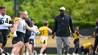 Steelers' Mike Tomlin’s Player Relationships Exposed in Shocking Condemning Statement (Steelers News). Photo by Karl Roser / Pittsburgh Steelers