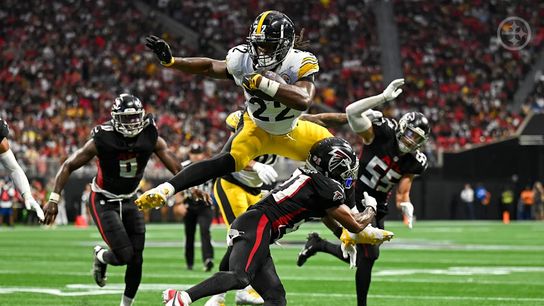 Steelers' RB Najee Harris starting the season off strong against the Falcons. Steelers Najee Harris