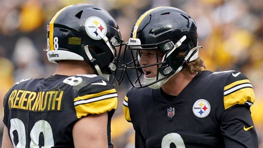 Steelers Kenny Pickett and Pat Freiermuth Steelers Kenny Pickett and Pat Freiermuth