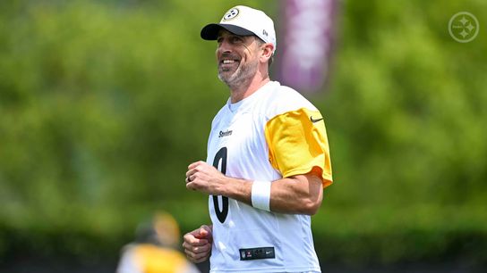Steelers Face Difficult QB Problem Thanks To Aaron Rodgers (Steelers News)