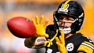 Steelers' Aaron Rodgers Detailed Frustrating Encounter With Young Wide Receiver Roman Wilson (Steelers News). Photo by Karl Roser / Pittsburgh Steelers
