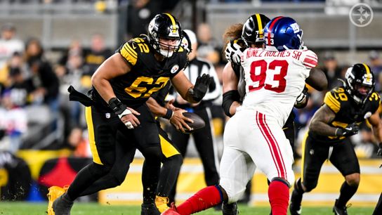 Steelers' Ryan McCollum goes out to block against the New York Giants in Week 8 Steelers' Ryan McCollum goes out to block against the New York Giants in Week 8