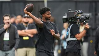 Steelers’ Mike Tomlin Absolutely Cannot Ignore Shedeur Sanders’ Premier Pedigree (Steelers News). Photo by AP Photo