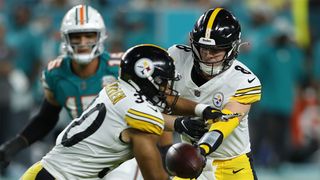 Steelers' Kenny Pickett Reveals New Nickname For Teammates Najee Harris And Jaylen Warren (Steelers News). Photo by USA Today