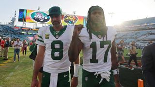 Peter King: Steelers Acquiring Aaron Rodgers Is A Big Option For The 2025 Season (Steelers News). Photo by Yahoo Sports