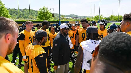 Steelers Players At OTAs Are Now Sick And Tired Of Ridiculous Hold Up With Aaron Rodgers (Steelers News)
