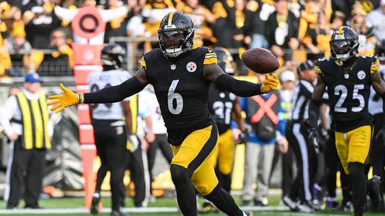 Pittsburgh Steelers' Patrick Queen after forcing a huge fumble against the Baltimore Ravens in 2024. Steelers' Patrick Queen
