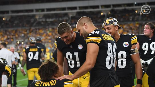Pittsburgh Steelers Pat Freiermuth, Connor Heyward and Zach Gentry Pittsburgh Steelers Pat Freiermuth, Connor Heyward and Zach Gentry
