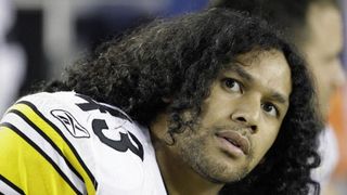 Former Steelers RB Le'Veon Bell Sheds Light On How Troy Polamalu's Exit Impacted His Future (Steelers News). Photo by Gene J. Puskar / AP Photo