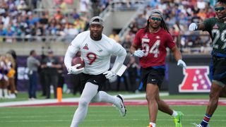 Steelers' Jonnu Smith Expected To Be Used As An Upgrade Over 1 Player From 2024 Roster (Steelers News). Photo by Kirby Lee / Imagn Images