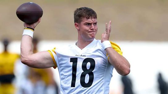 Pittsburgh Steelers quarterback Will Howard (18) participates in drills during training camp at Saint Vincent College. 